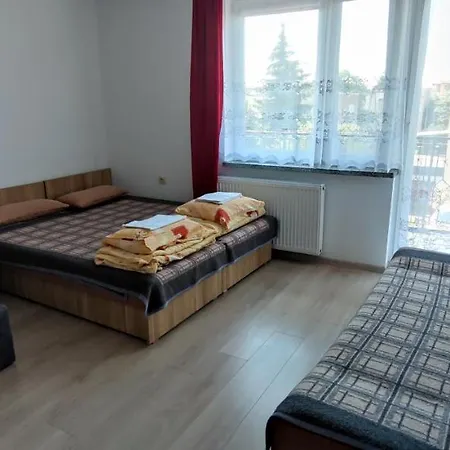 Pokoje Goscinne Elzbieta Chylinska Krynica Morska Exterior foto